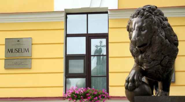 После закрытия музея в целях профилактики коронавируса, коллектив музея предложил своей аудитории оставаться на связи и знакомиться с историей и культурой Великого Новгорода онлайн