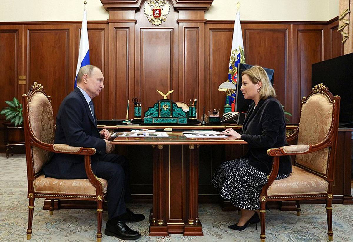 Владимир Путин провёл рабочую встречу с главой министерства культуры Ольгой Любимовой.