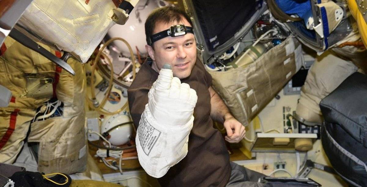 Сейчас на Международной космической станции продолжается полёт российских участников 69-й длительной экспедиции.