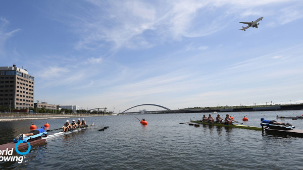 В Токио наши гребцы выступали на новом олимпийском объекте — гребном канале Sea Forest Waterway. Его длина – 2300 метров. Канал находится в Токийском заливе