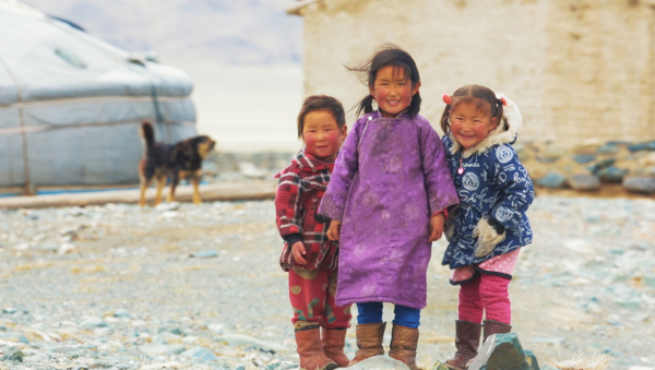 Найти местных жителей в монгольских степях — дело непростое