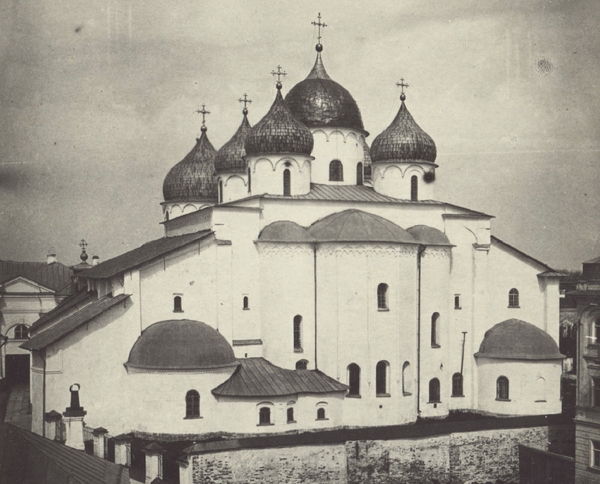 Общий вид на Софийский собор с востока до реставрации 1893—1900 гг.
