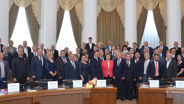 Глава региона Андрей Никитин поздравил думцев с 25-летием регионального парламента