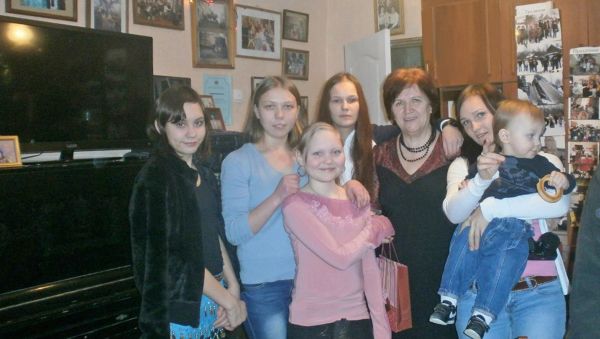 Татьяна Трифанова со своими воспитанниками