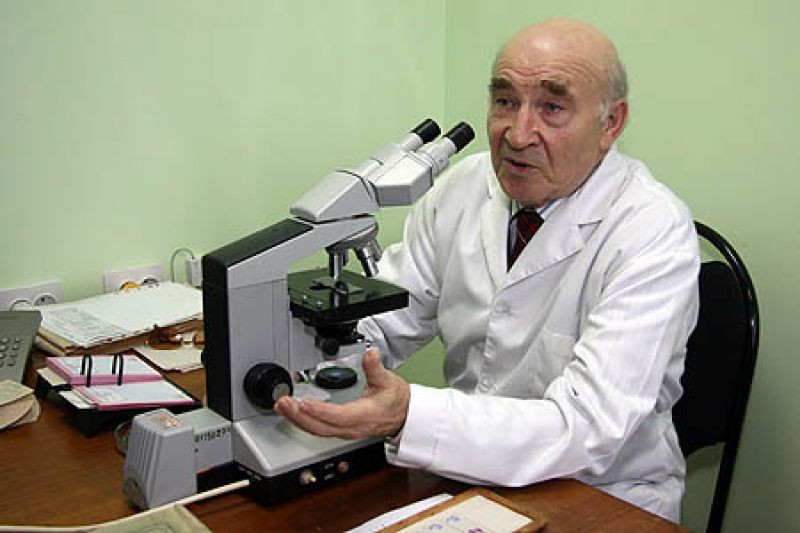 Эксперту Василевскому принадлежит как минимум российский рекорд профессионального долголетия.