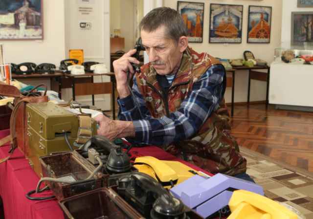 Коллекция Геннадия Коретникова насчитывает более 500 телефонов.