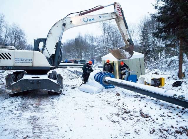 Работы по прокладке межпоселкового газопровода между Боровичами и Хвойной начались в декабре прошлого года. Фото novreg.ru