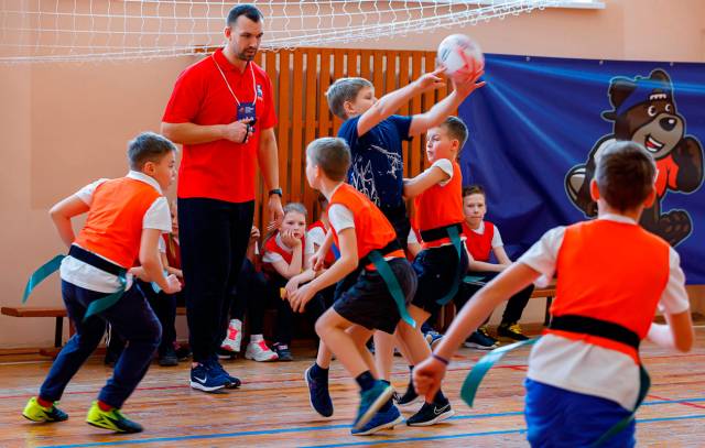 Первый в Новгородской области фестиваль по тэг-регби среди школьников состоялся в феврале 2021 года в Старой Руссе.