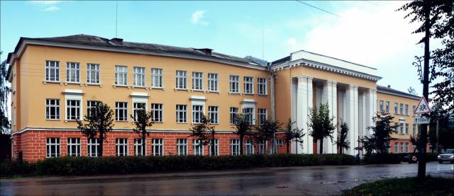 Более 6 млн рублей будет выделено на капитальный ремонт фасада здания учебного корпуса Боровичского педагогического колледжа.