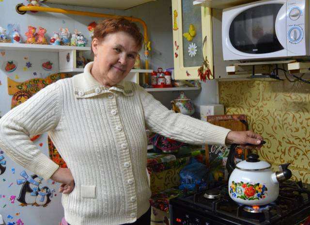 Вера Игнатьевна Александрова осталась довольна работой газовиков. Говорит, что теперь не будет проблем ни с отоплением дома, ни с работой плиты.