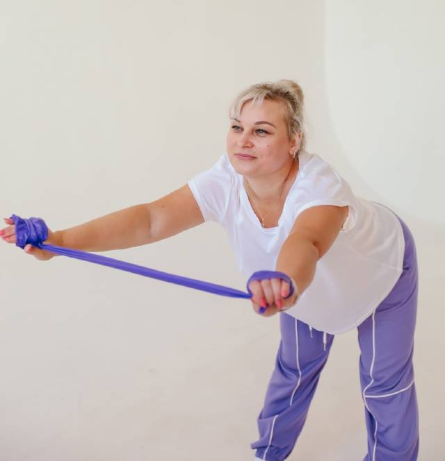 Виктория Прокофьева уверена, что фитнес подходит и взрослым, и детям.