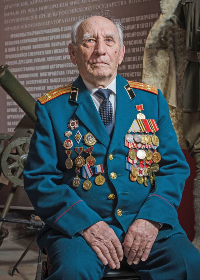 Василий Степанович отдал служению Родине более 30 лет.