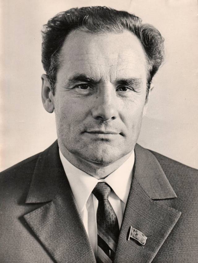 Первый секретарь Новгородского обкома КПСС в 1972—1986 годах Николай Афанасьевич Антонов.