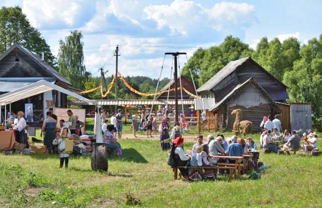 Фестиваль в Лякове — это возможность познакомиться с традициями староверов.