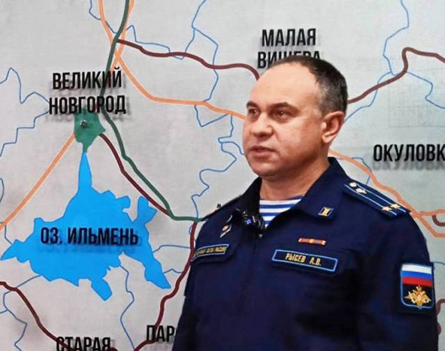 Подполковник Александр Рысев рассказал об особенностях осеннего призыва и службы по контракту.