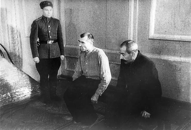 На скамье подсудимых Григорий Гуревич (справа) и Николай Иванов.