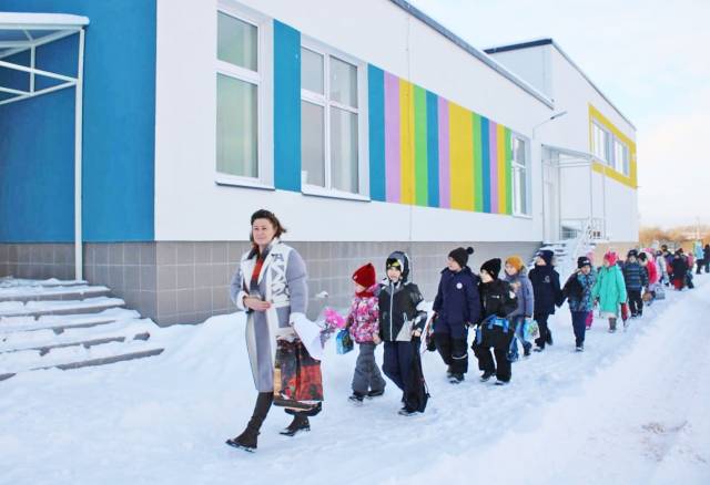 Новая школа открыла свои двери сразу после новогодних каникул.
