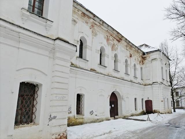 Великий Новгород стал одним из первых российских городов, где для библиотеки построили отдельное здание.