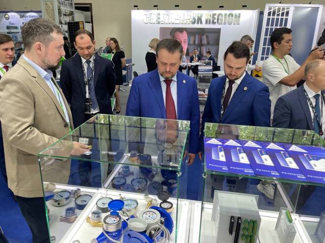 Свою продукцию на выставке «Иннопром. Центральная Азия» представили 11 новгородских компаний.