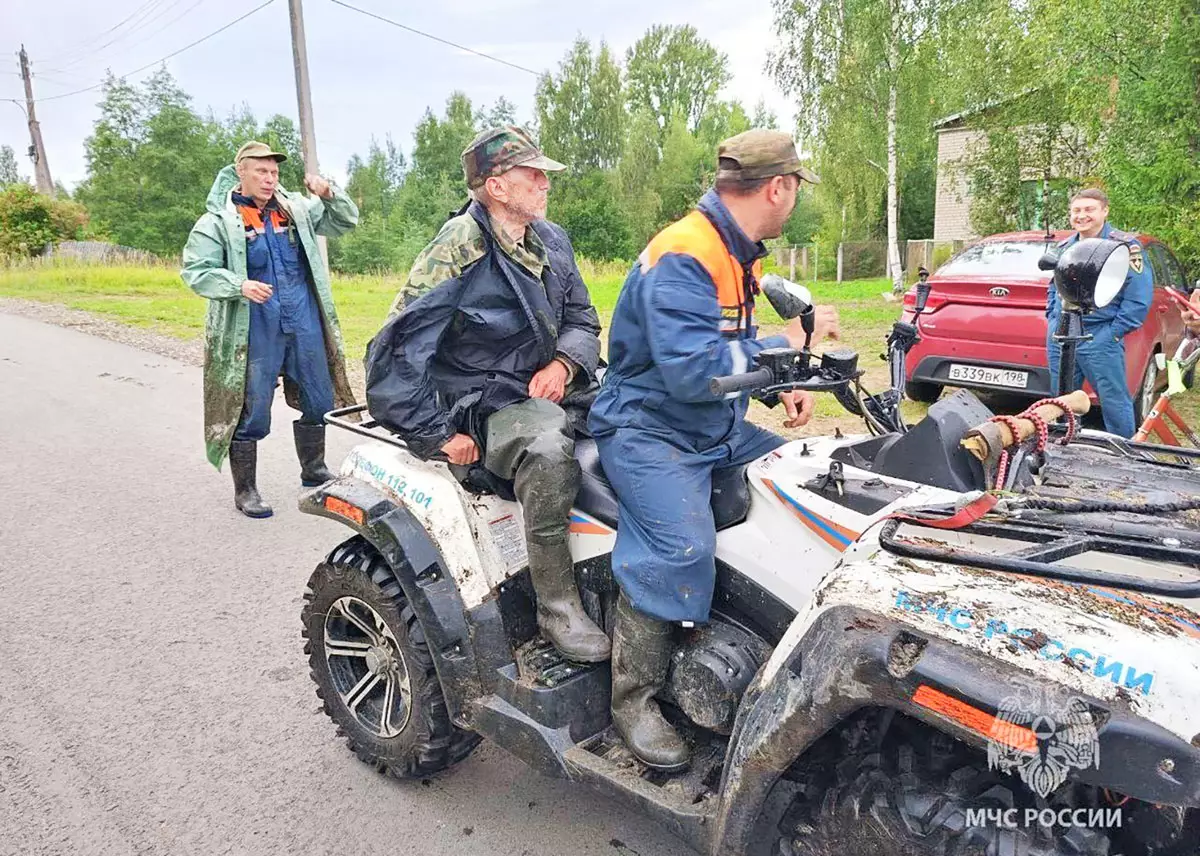 Пенсионера Валерия Гречина нашли в 10 км от места, где он зашёл в лес.