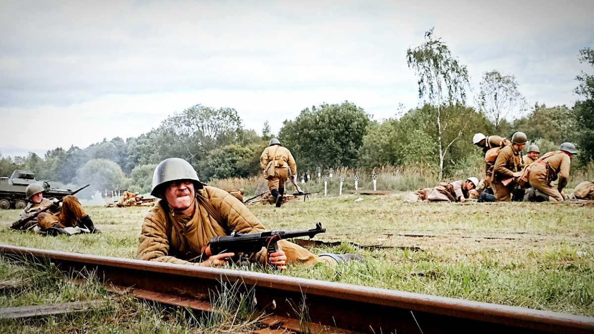 Подвиг бойцов и командиров Второй Ударной армии, большая часть которых попала в окружение и погибла