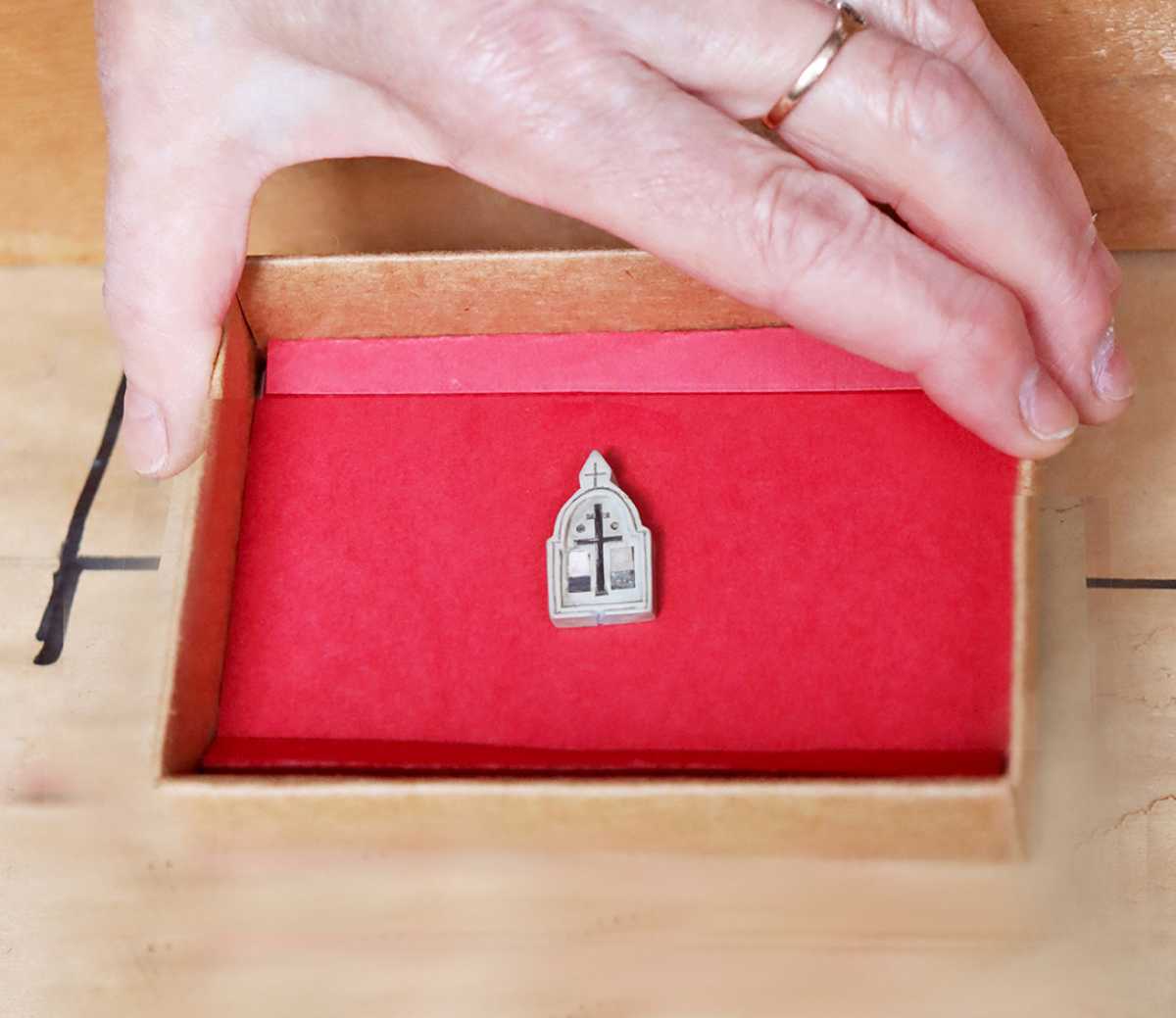 Паломнический амулет XII века. Куплено в Константинополе — потеряно в Новгороде.