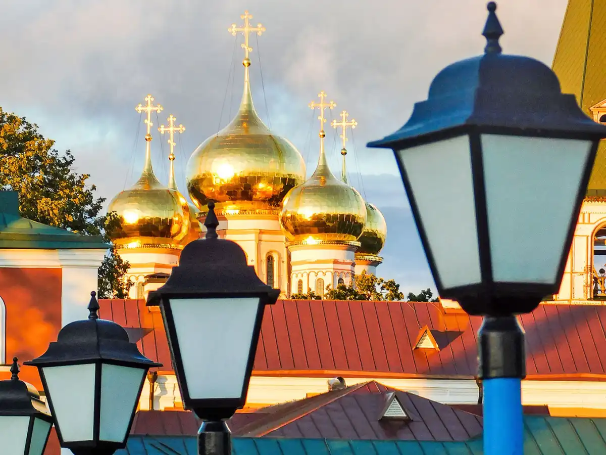 В паломнических поездках Тимур снимает православные храмы и мечтает сделать выставку этих фотографий