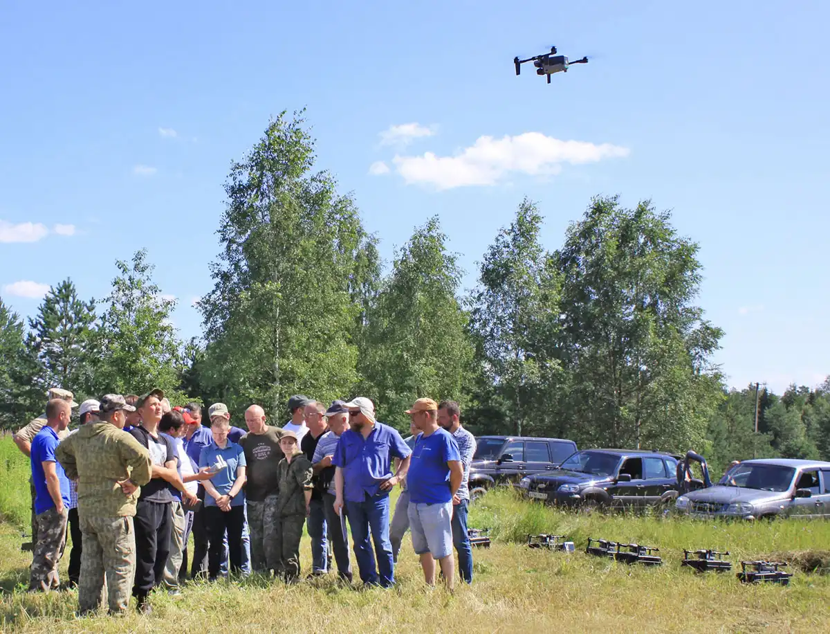 Навыки слежения за обстановкой в новгородских лесах с помощью дронов представители лесничеств отраба