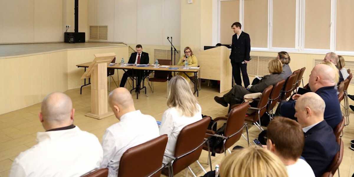 Главный акцент