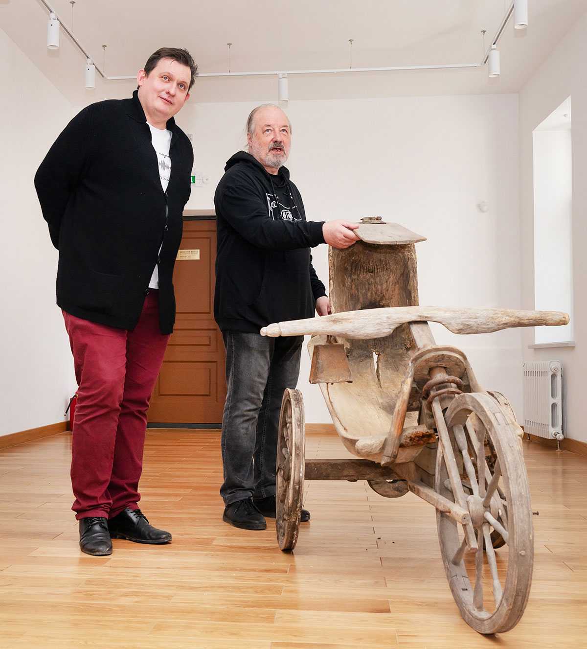 А я сяду в кабриолет