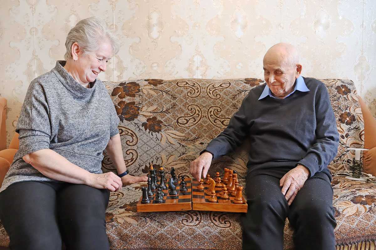 Шахматы Алексей Фёдорович до сих пор не разлюбил.