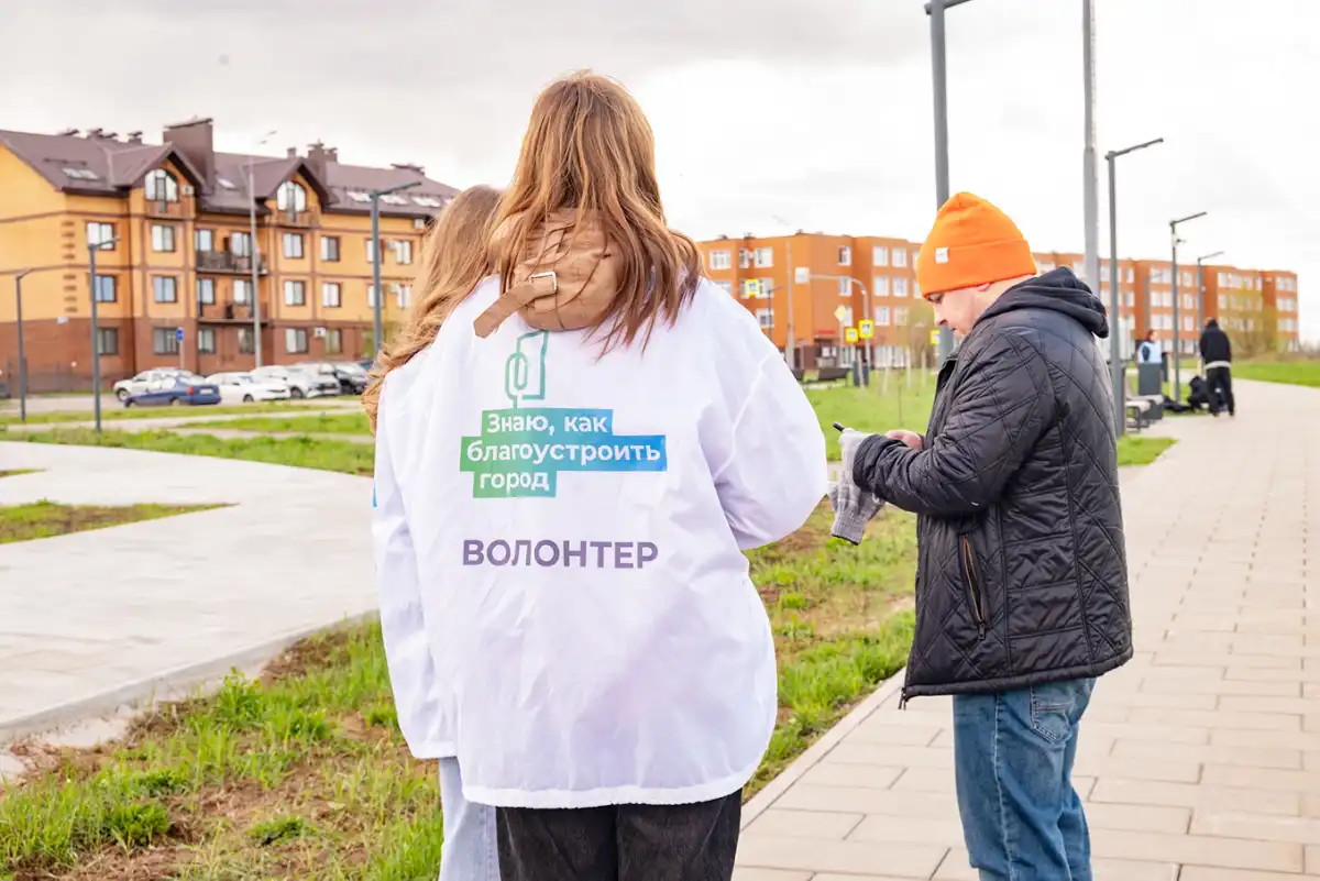 От добровольцев региона поступило более 600 заявок на работу в ходе голосования.