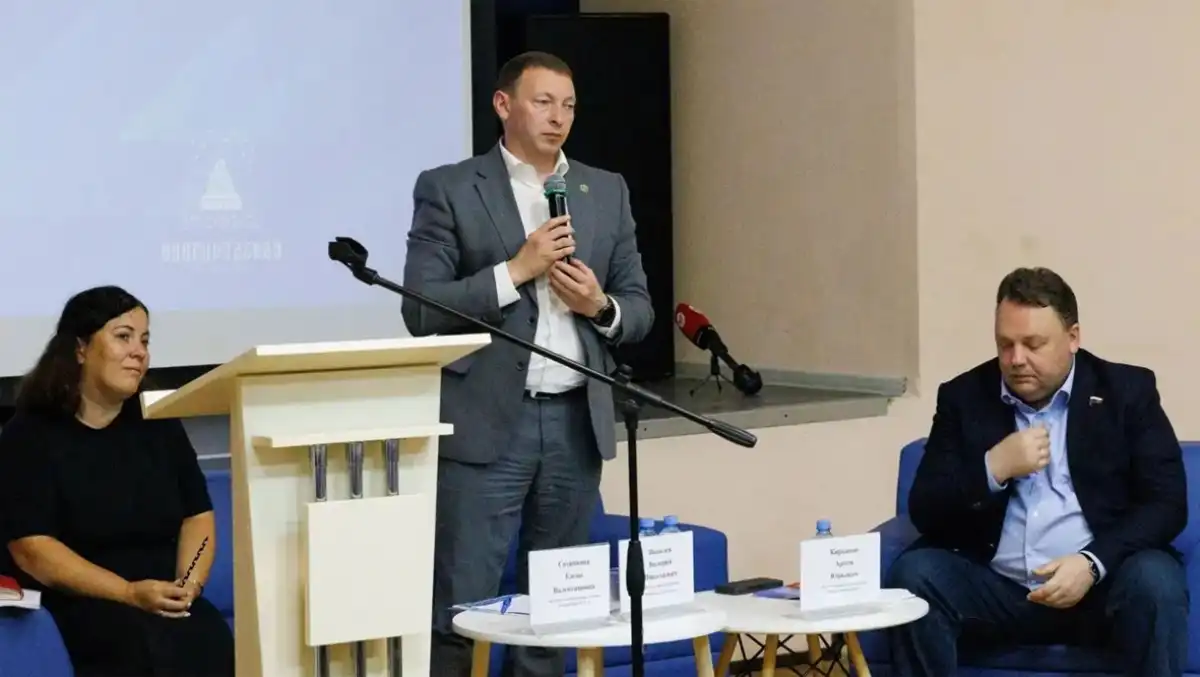 На минувшей неделе «Социальный маршрут» побывал в посёлке Любытино.