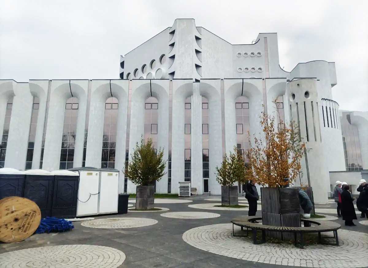 Реконструкция продолжается Реконструкция продолжается