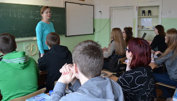  Юлия Филиппова на уроке в 11 классе