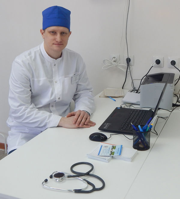 Алексей Зубов уверен: врачу, чтобы профессионально состояться, нужно знать работу санитаров и медсестёр