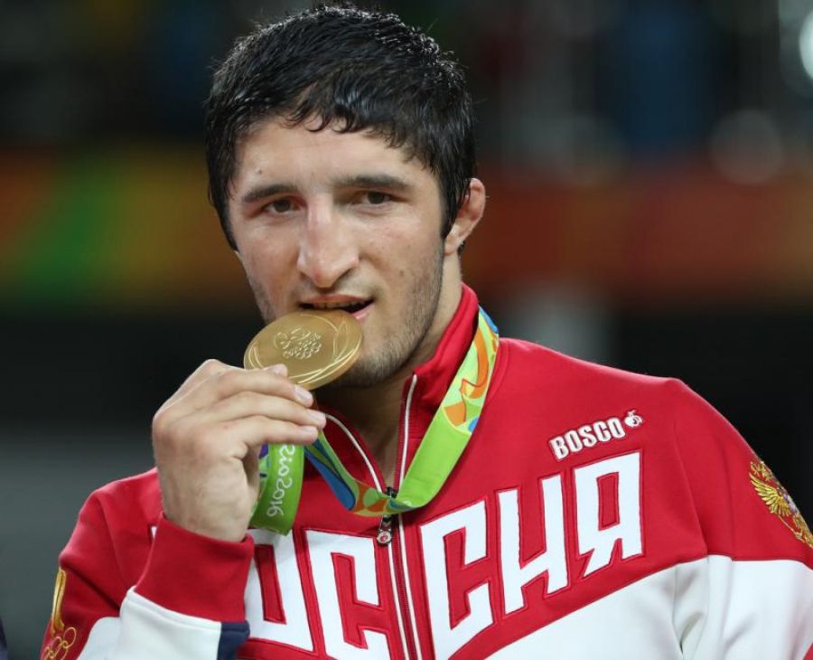 Олимпийский чемпион Абдулрашид Садулаев проведет мастер-класс для новгородских борцов