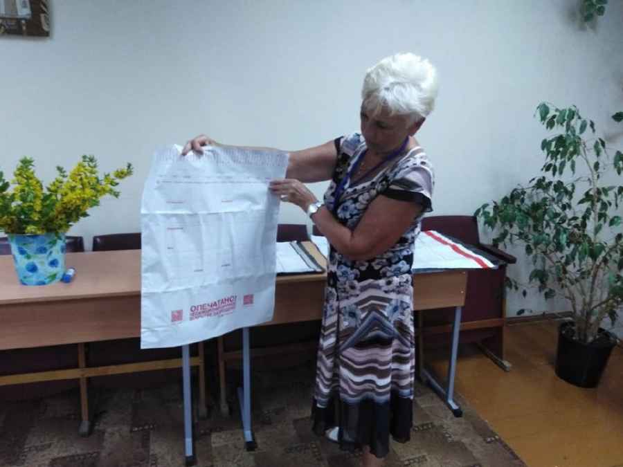 «НВ» показали, как обеспечивают сохранность бюллетеней после окончания голосования