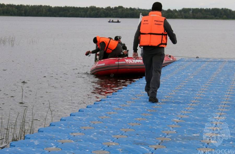 Водолазы российского Центра «Лидер» участвуют в тренировочных сборах на Валдайском озере