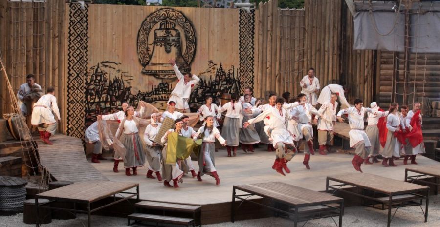 Фолк-рок-мюзикл «Садко» станет началом возрождения традиций уличного театра в Великом Новгороде