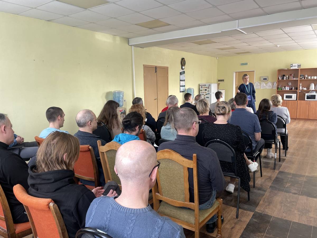 Как построить и сохранить гармоничные отношения в семье, рассказала психолог Светлана Рассмехина.