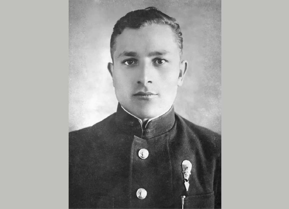 Он любил черноморское небо