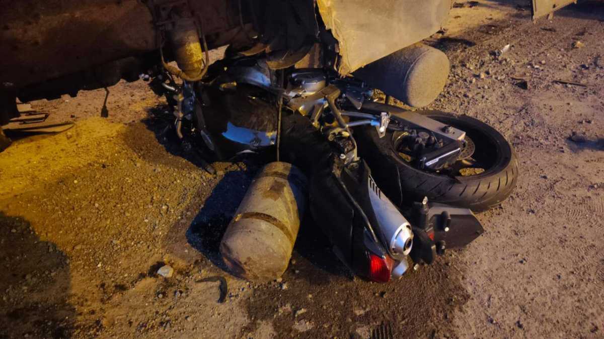 Авария произошла ночью на федеральной трассе М-10.