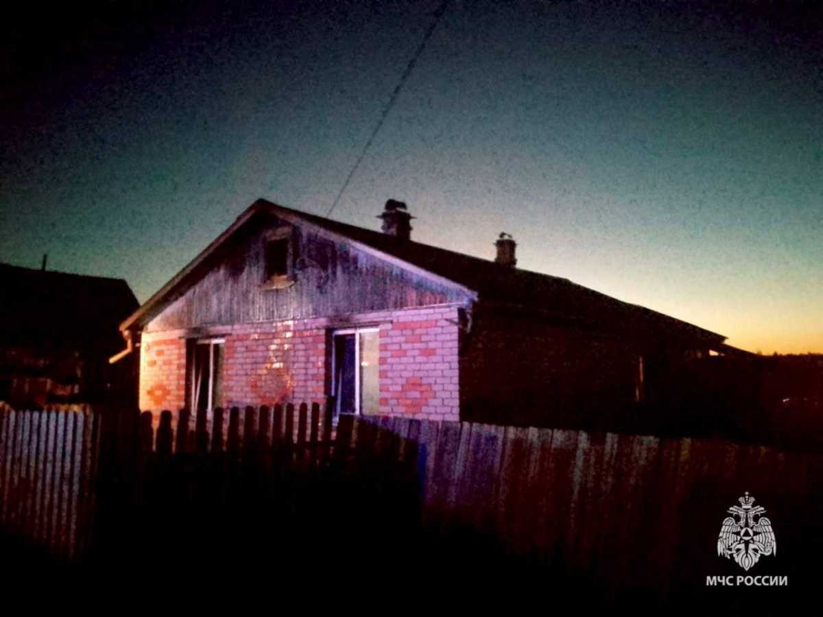 В деревне Ямская Слобода Крестецкого округа на улице Ямская произошёл пожар в жилом доме.