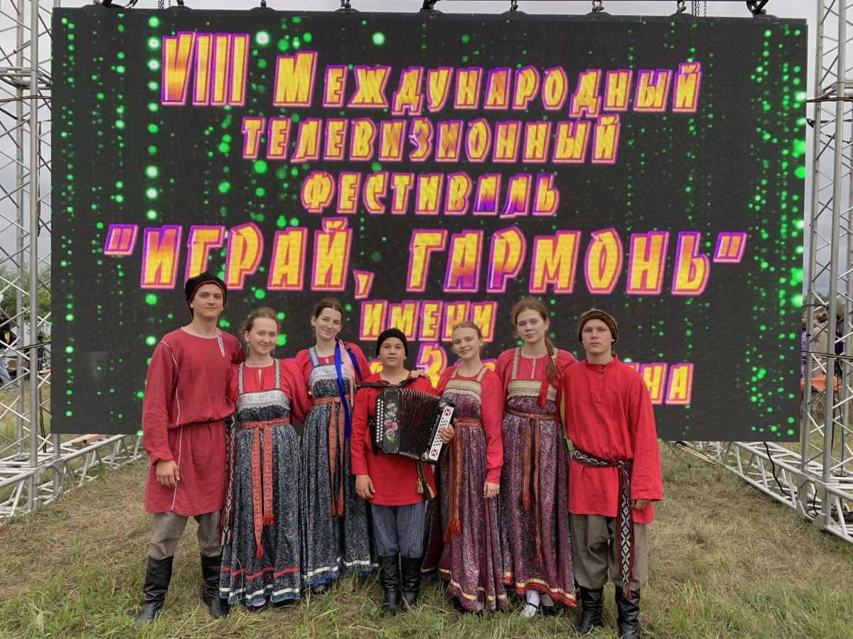 В течение конкурсной недели «Кудесы» выступали ежедневно и каждый раз с аншлагом.