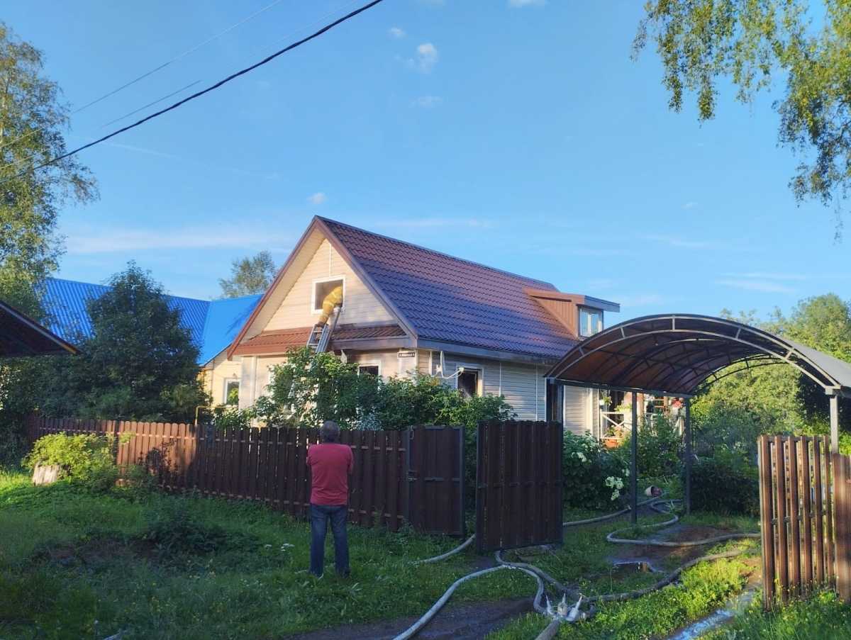 В пожаре в Малой Вишере никто не пострадал.