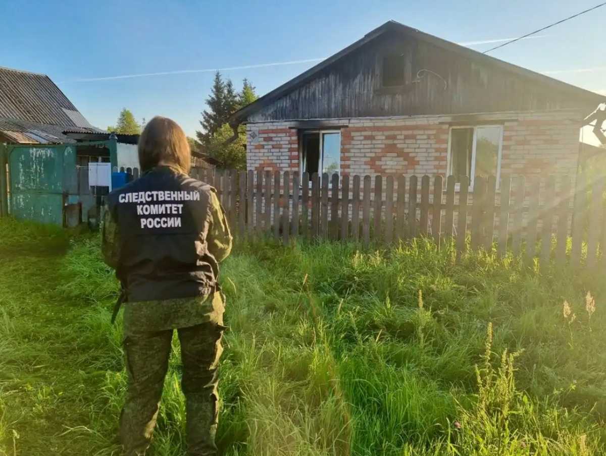 По версии следствия, возгорание произошло на крыльце частного дома.