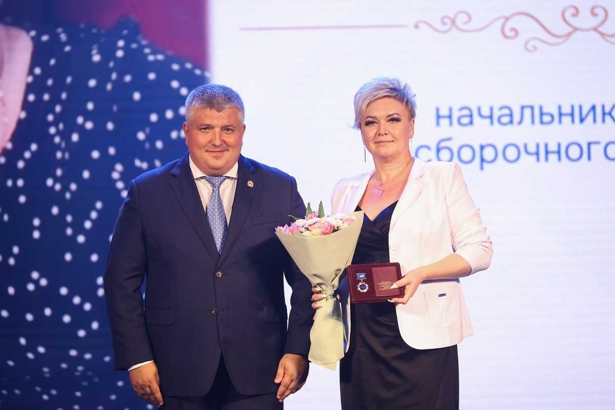 Коллектив АО «СКТБ РТ» празднует 55 лет успешной работы в Великом Новгороде