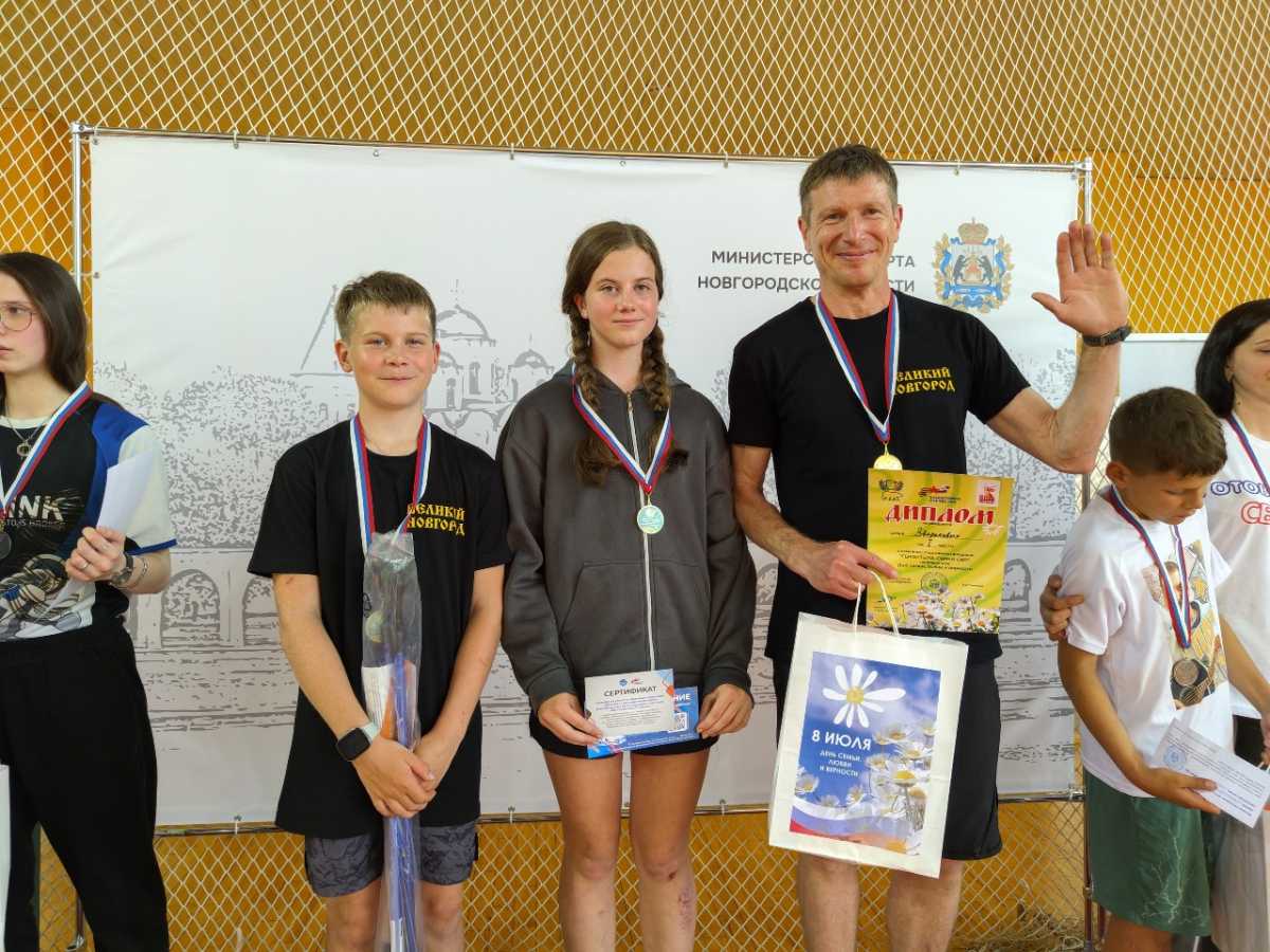 В сентебре семья Зверьковых отправился на финал «Семейной зарницы» в Волгоград.