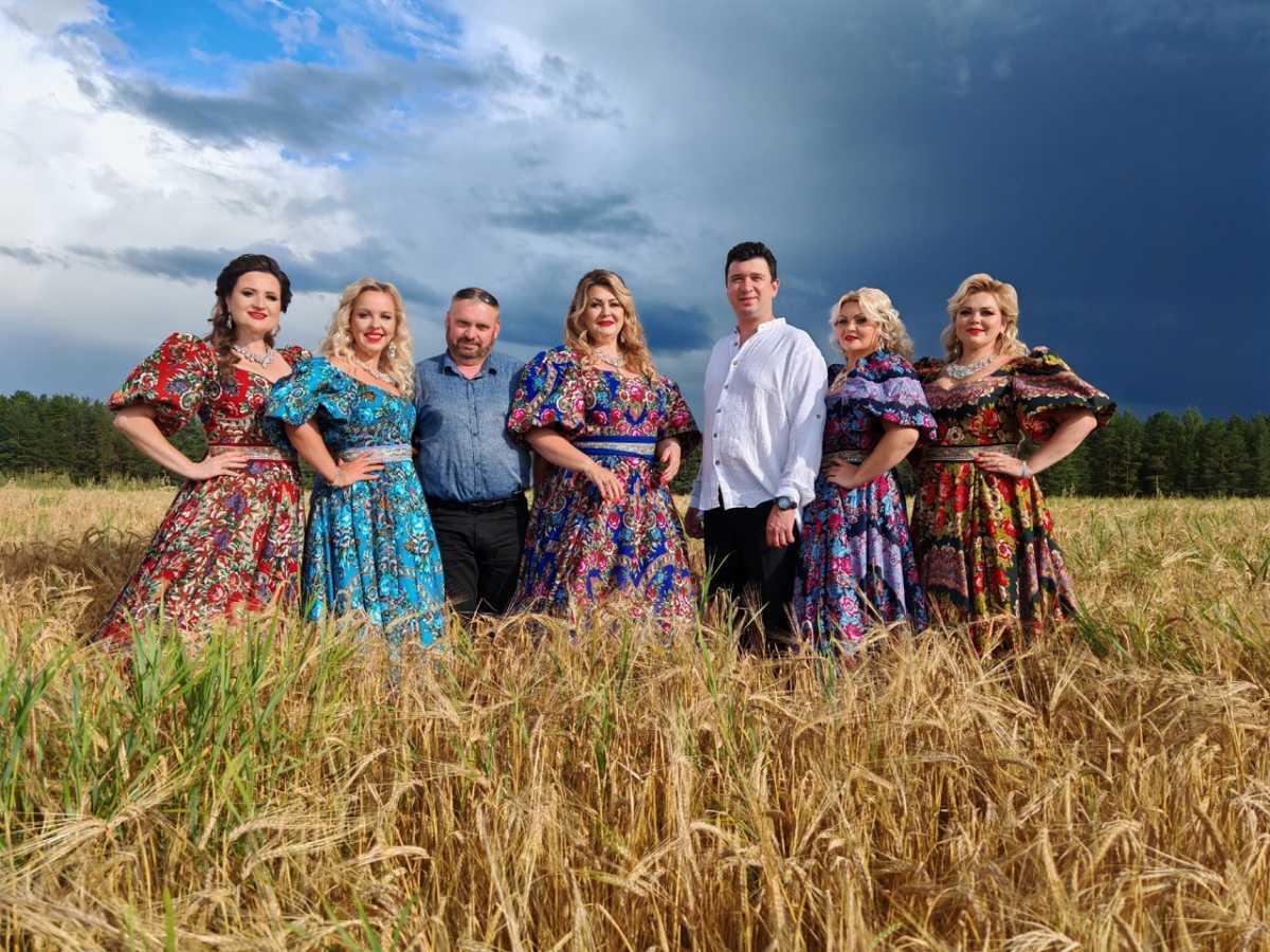 Премьера клипа состоится этой осенью.